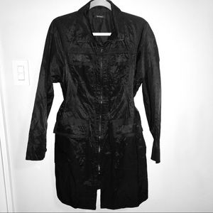 Tahari black trench. Size L